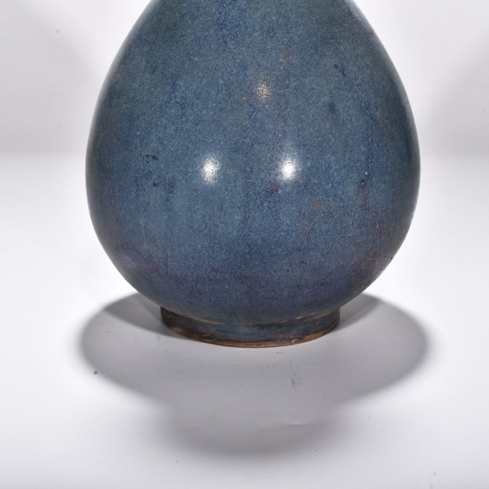 Song Dynasty Jun kiln lilac purple glaze earthworm mud pattern jade pot spring vase