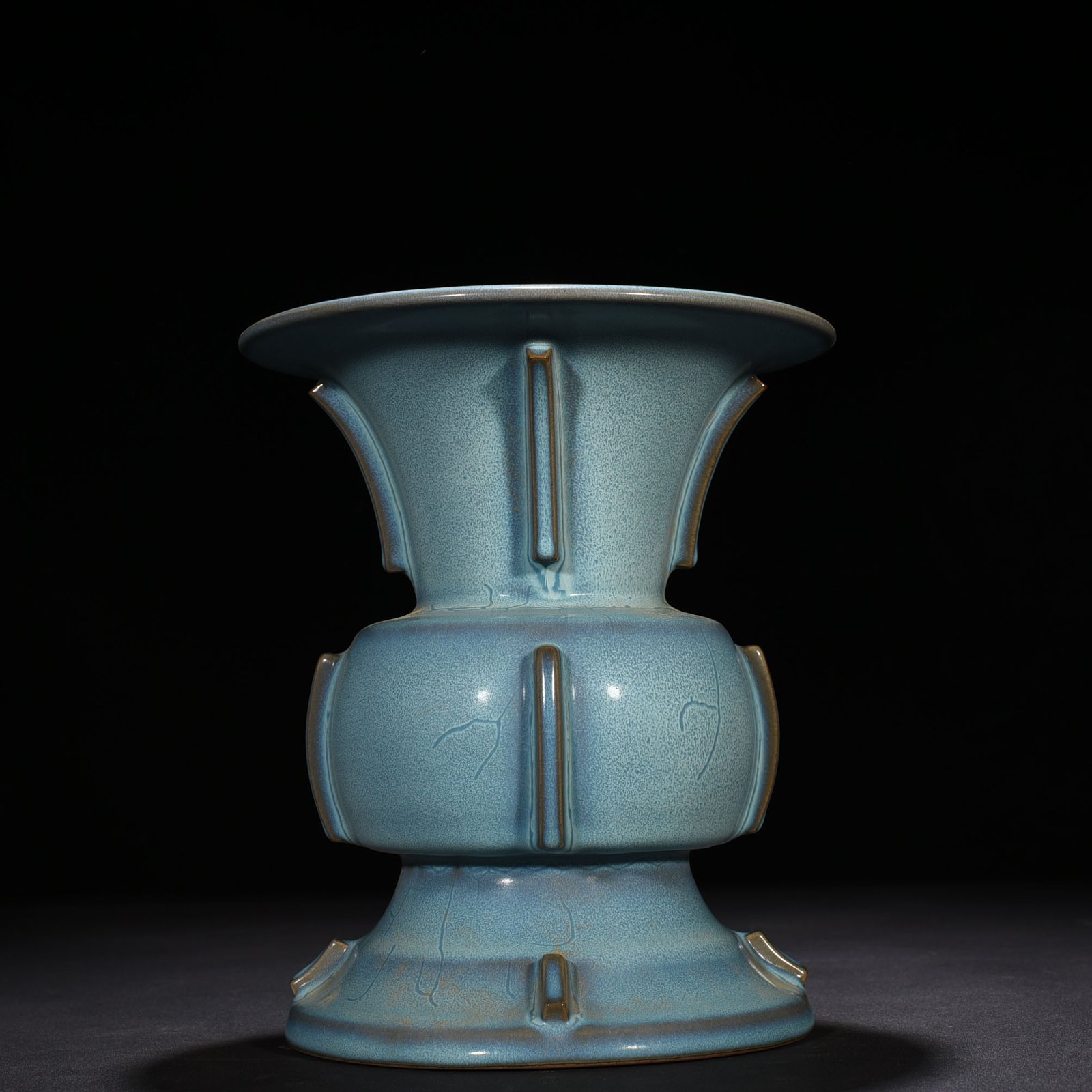 Song Dynasty Jun kiln azure glaze halberd statue with earthworm mud pattern