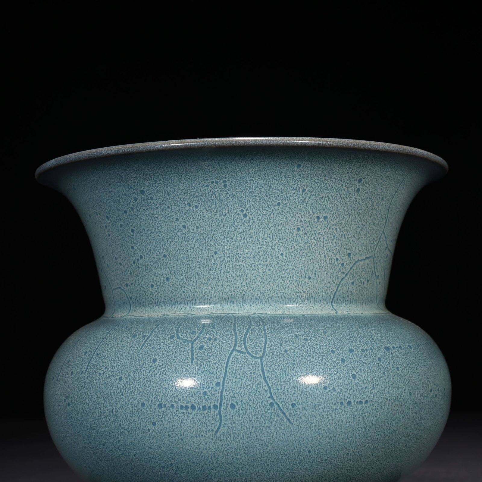 Song Dynasty Jun kiln azure slag bucket flowerpot with earthworm mud pattern