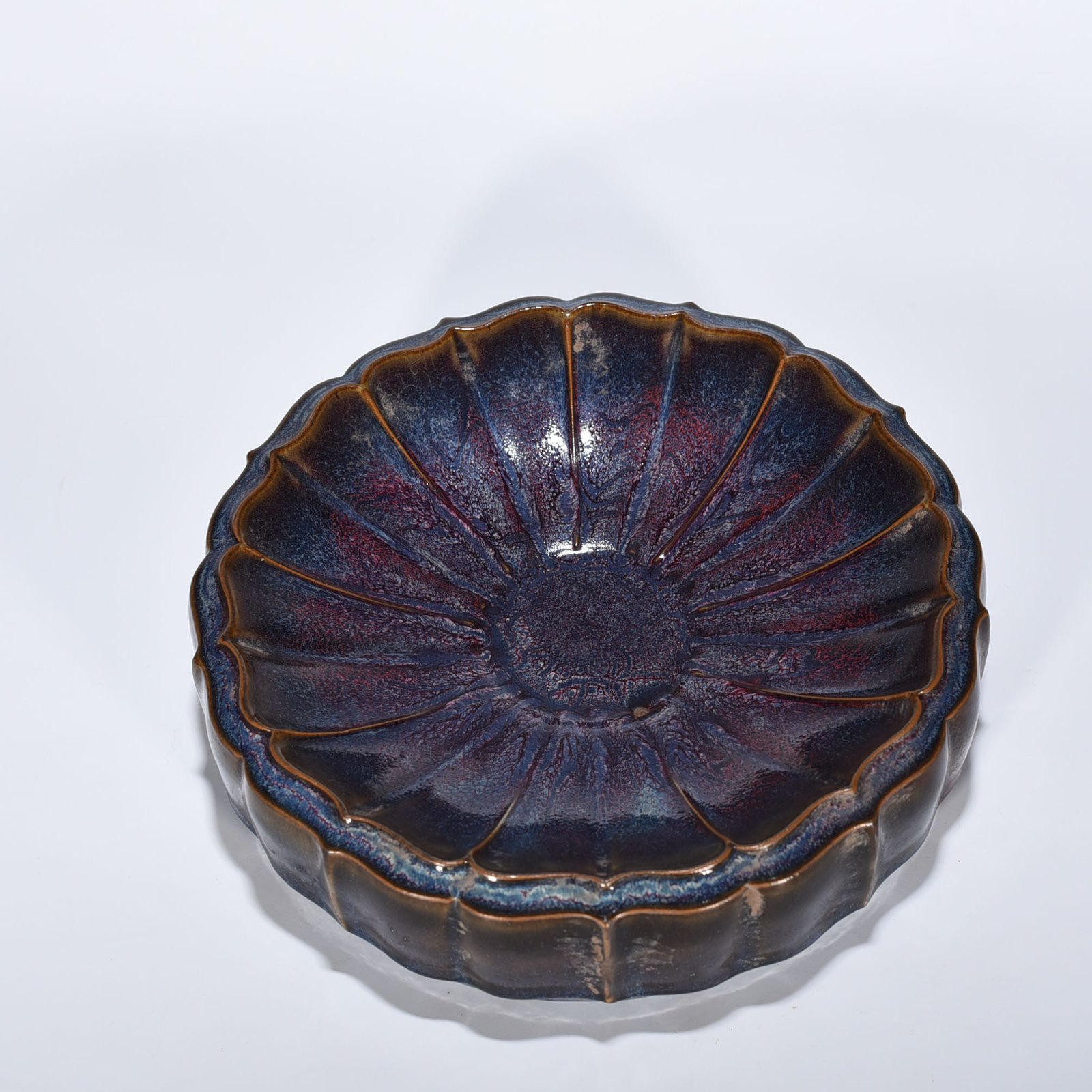 Song Dynasty Jun kiln Zhenghe first year rose purple glaze sunflower mouth wash