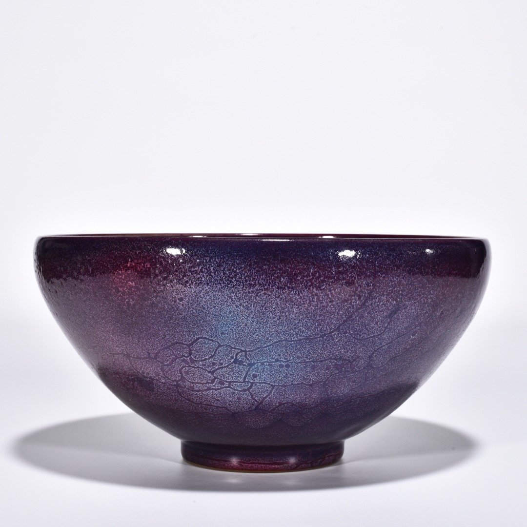 Song Dynasty Jun kiln obsidian rose purple glaze earthworm mud pattern bowl