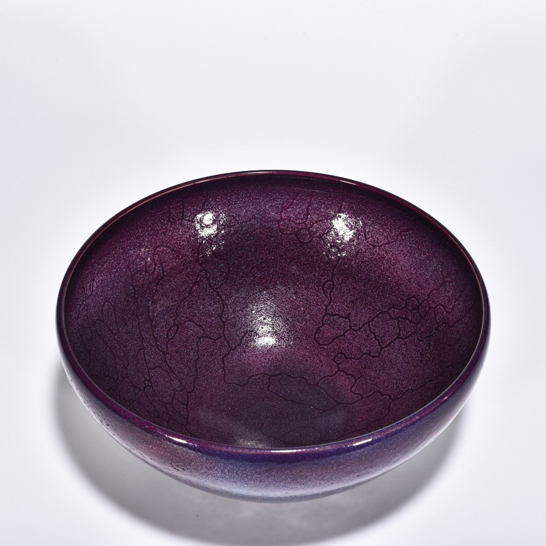 Song Dynasty Jun kiln obsidian rose purple glaze earthworm mud pattern bowl