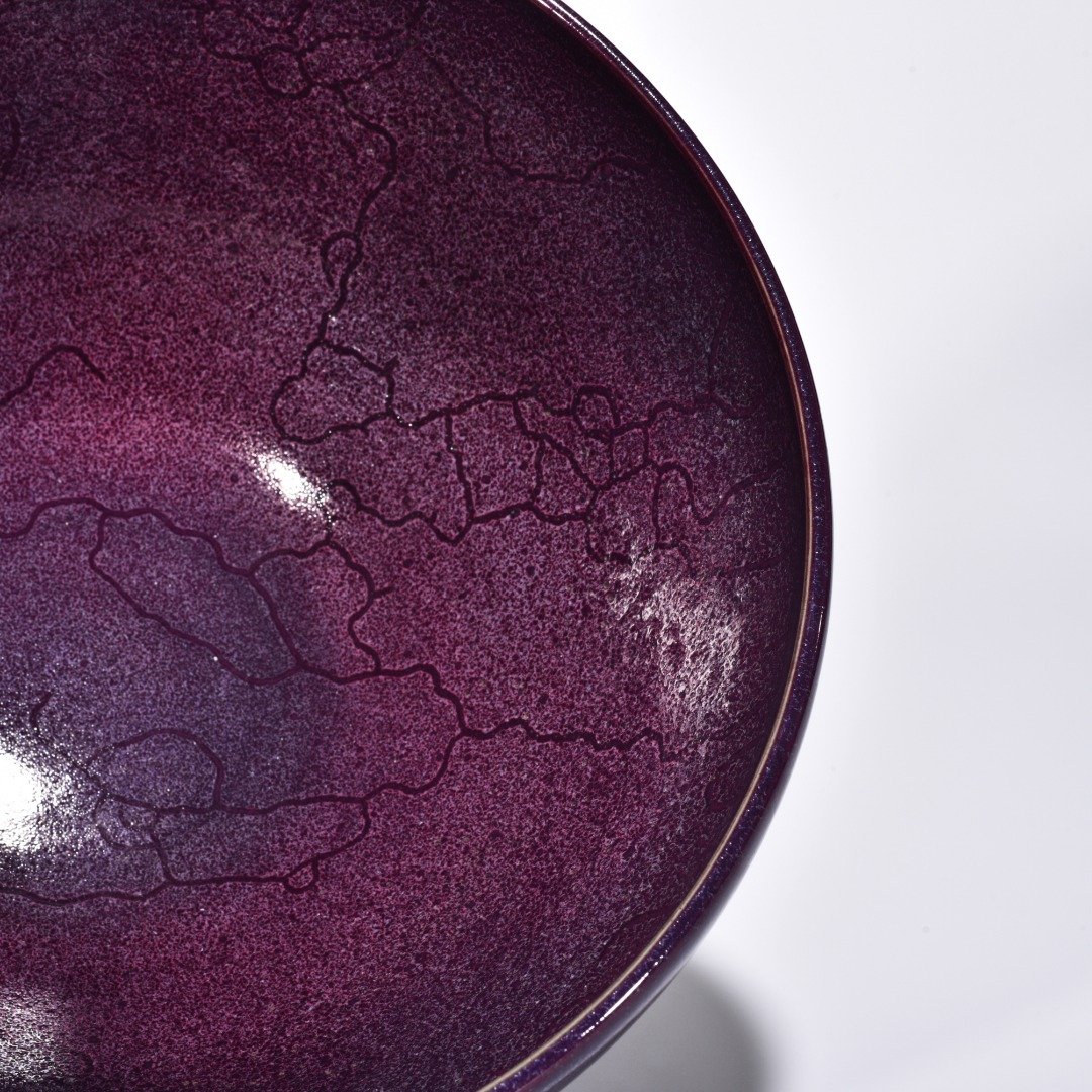 Song Dynasty Jun kiln obsidian rose purple glaze earthworm mud pattern bowl