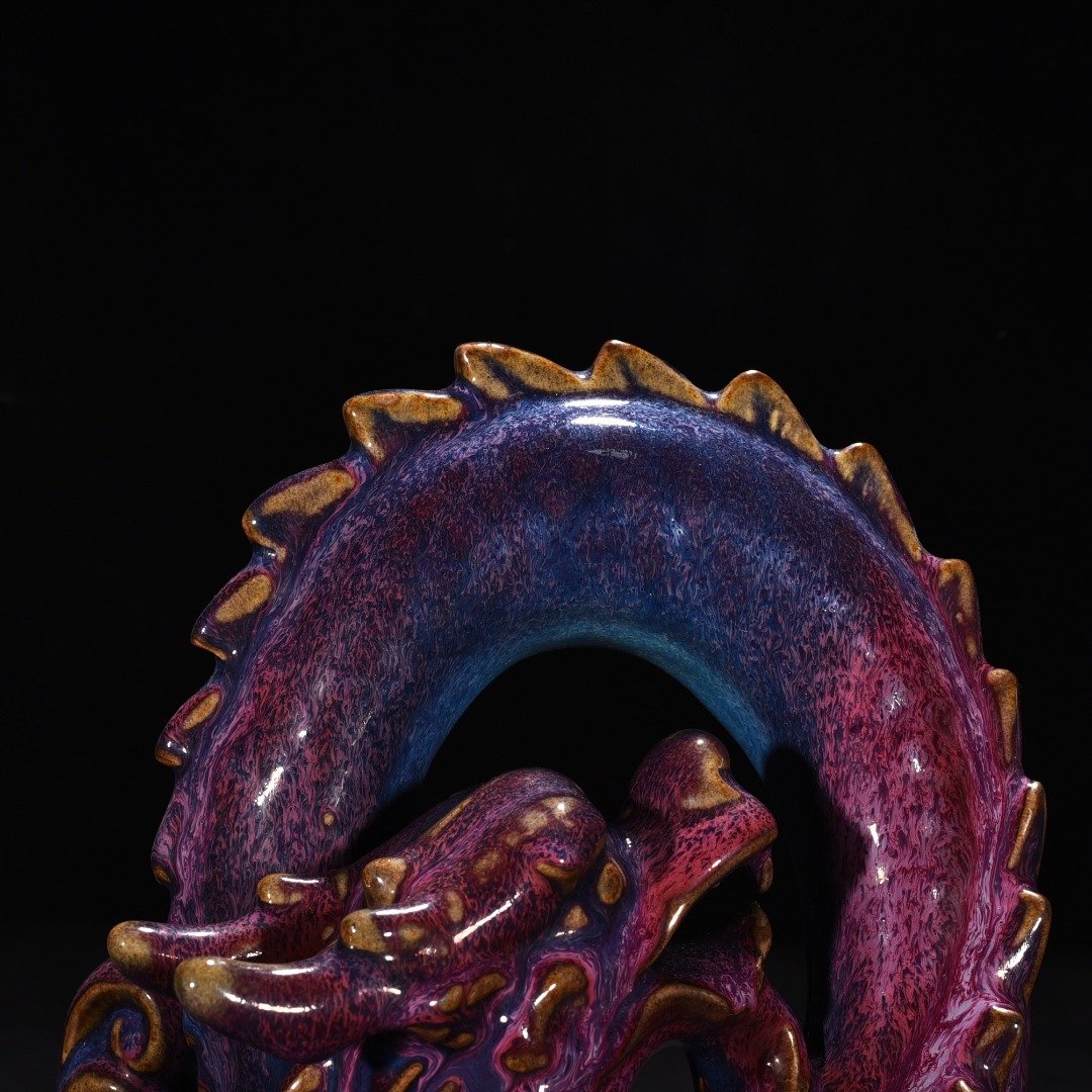 Song Dynasty Jun kiln obsidian rose purple glaze earthworm walking mud dragon pattern