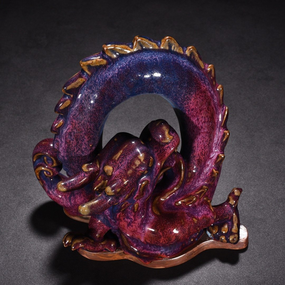Song Dynasty Jun kiln obsidian rose purple glaze earthworm walking mud dragon pattern