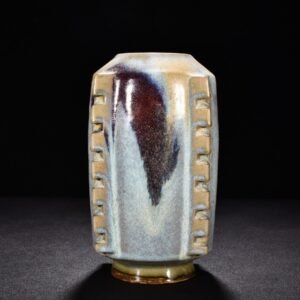 Song Dynasty Jun kiln obsidian rose red moon white glaze Cong style vase