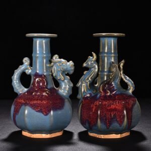 Song Dynasty Jun kiln obsidian rose red glaze dragon and phoenix vase