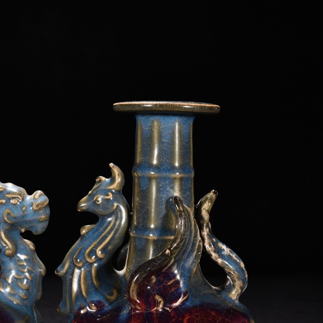Song Dynasty Jun kiln obsidian rose red glaze dragon and phoenix vase