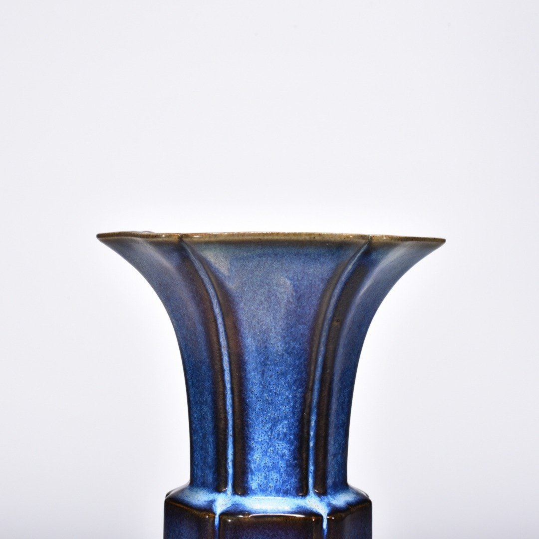 Song Dynasty Jun kiln obsidian grape purple glaze hexagonal flower goblet