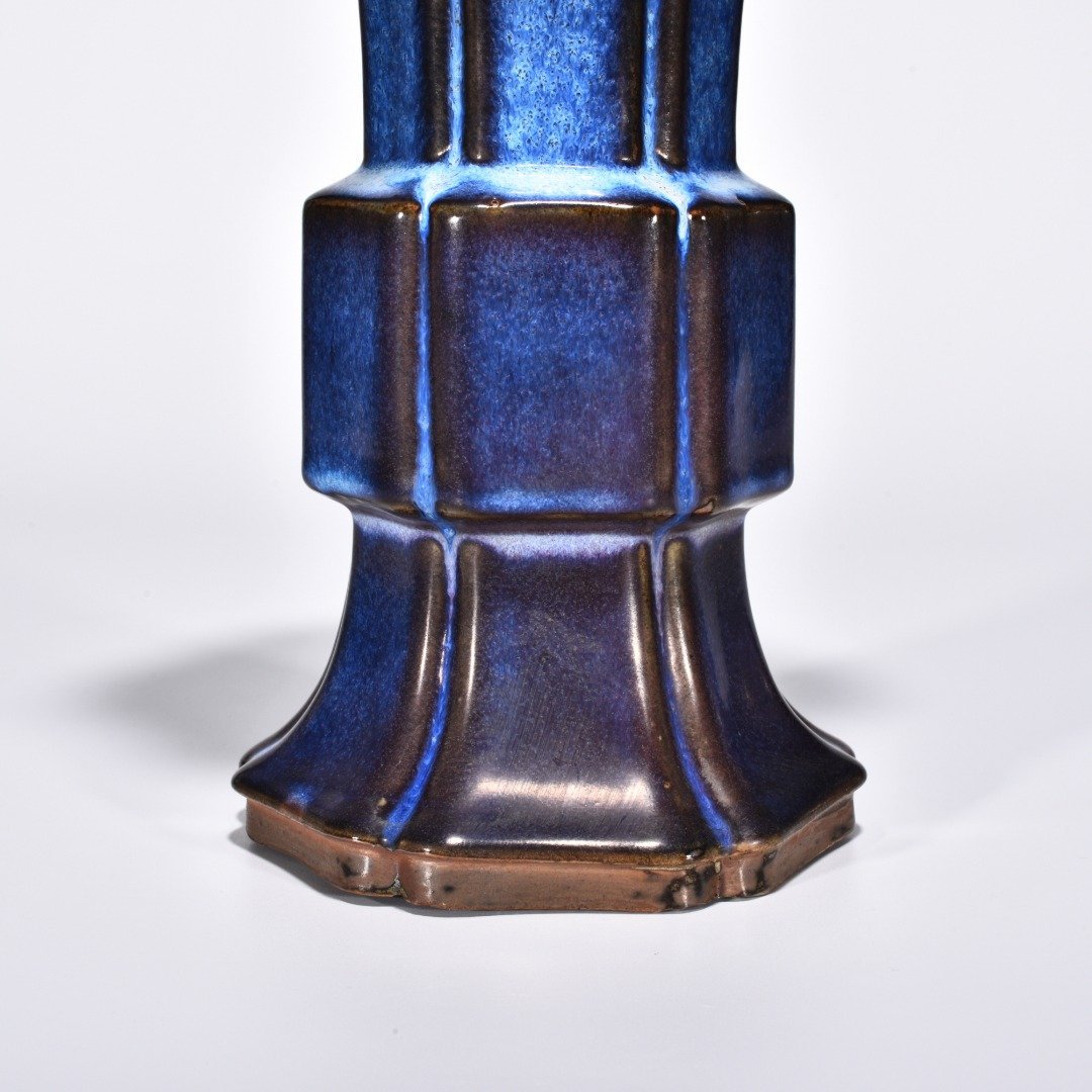 Song Dynasty Jun kiln obsidian grape purple glaze hexagonal flower goblet