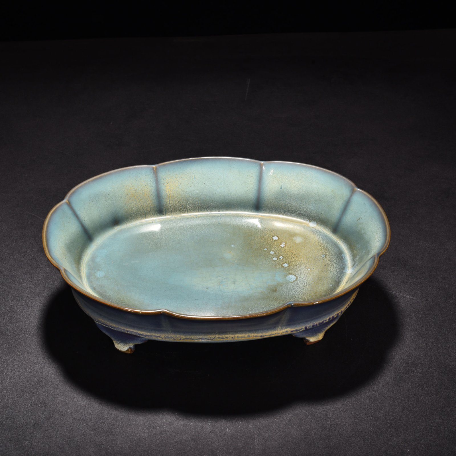 Song Dynasty Jun kiln rose purple inner blue glazed basin