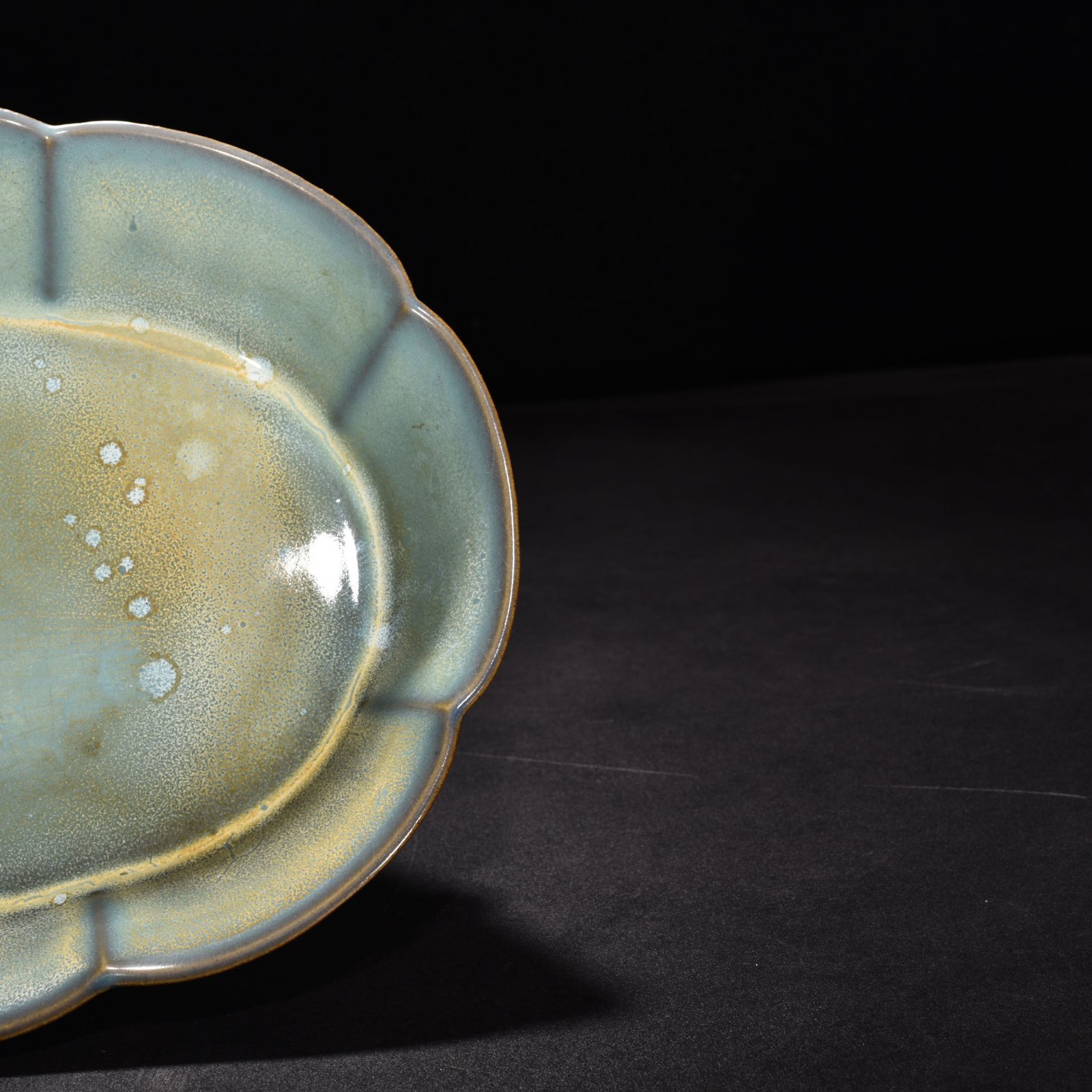 Song Dynasty Jun kiln rose purple inner blue glazed basin