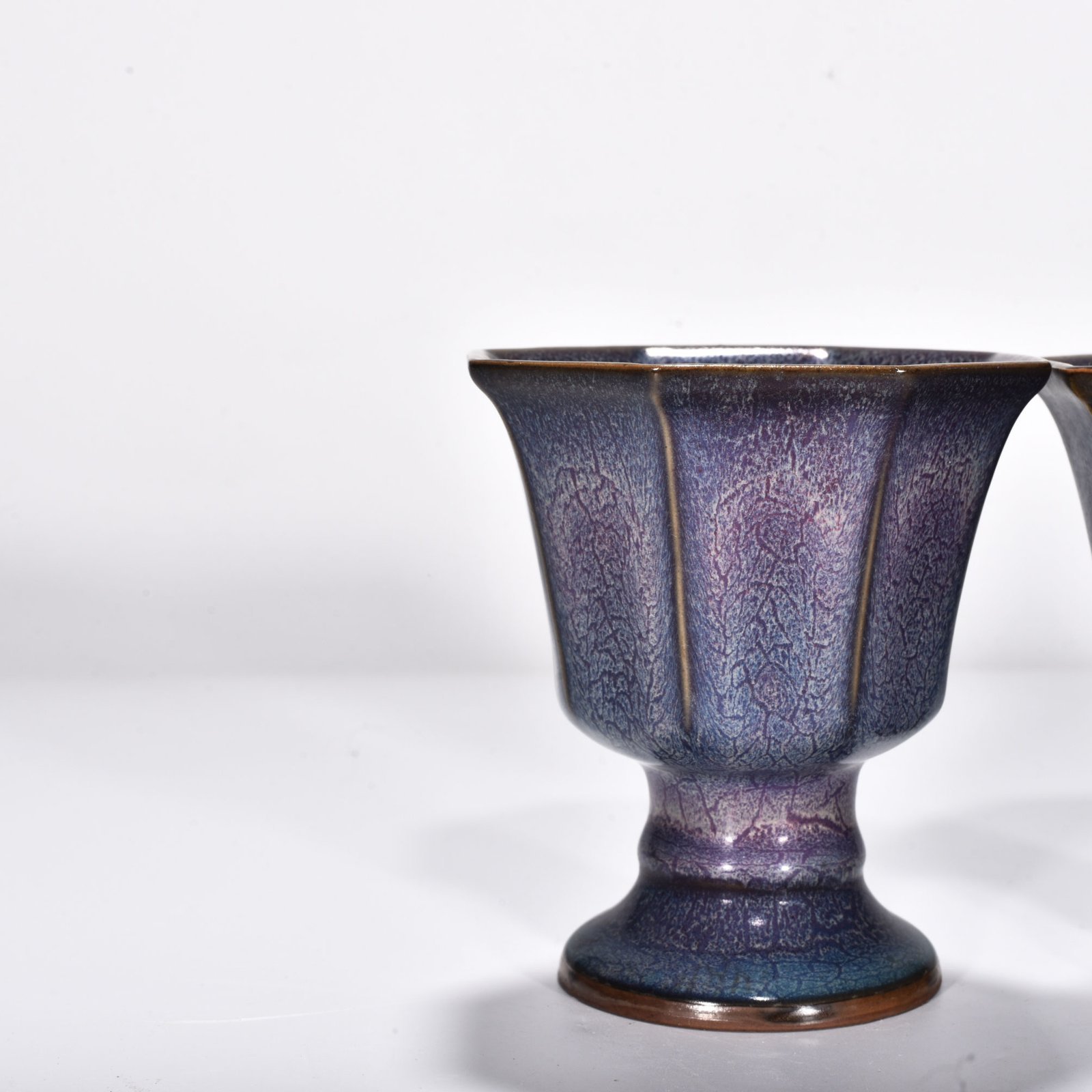 Song Dynasty Jun kiln rose purple glaze eight-way stem cup