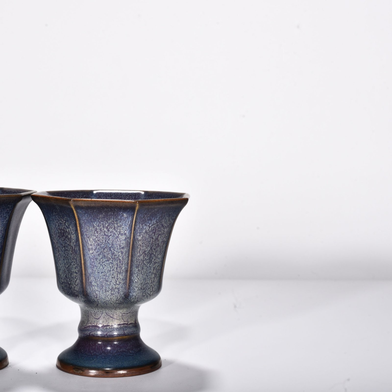 Song Dynasty Jun kiln rose purple glaze eight-way stem cup