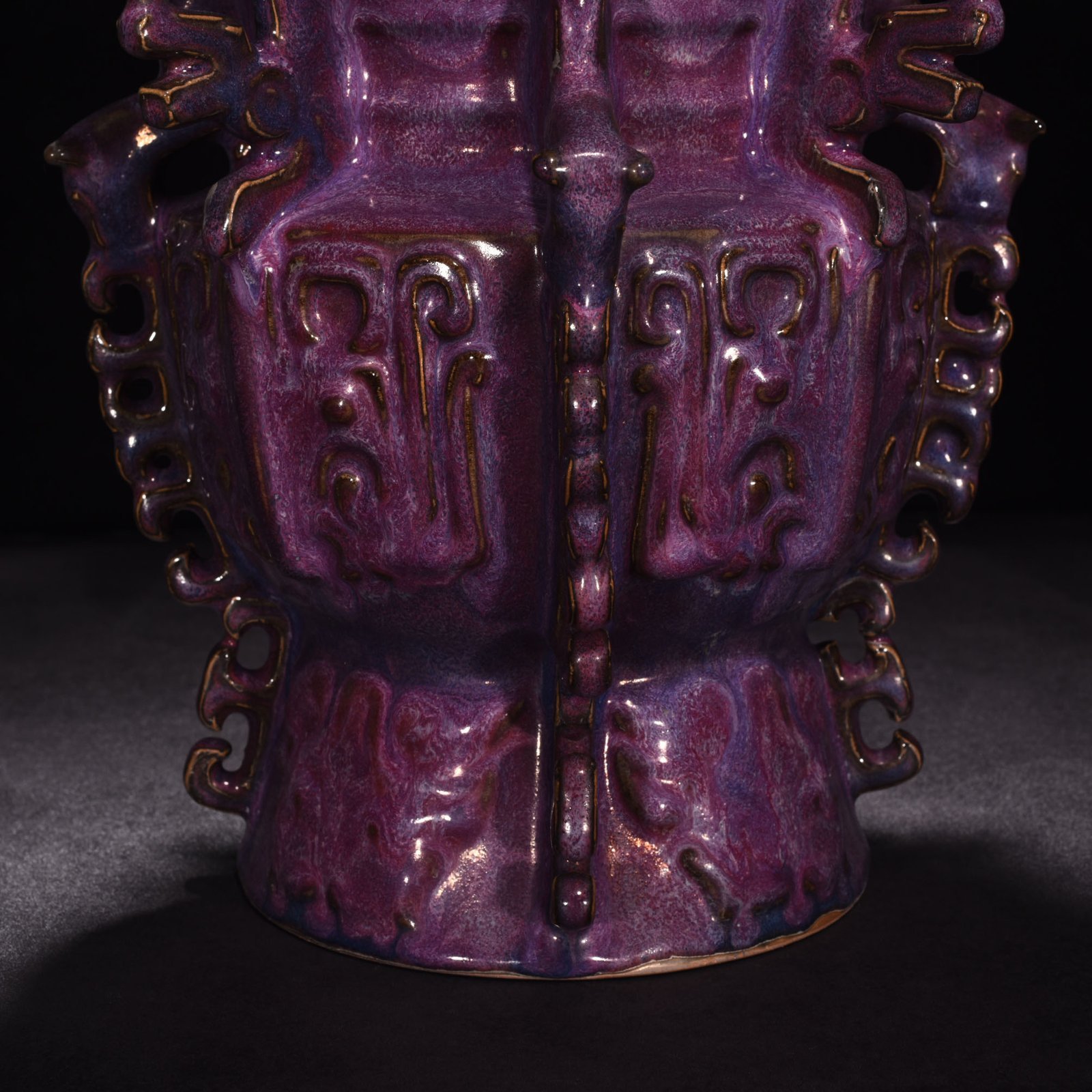 Song Dynasty Jun kiln rose purple glaze phoenix and bird pattern halberd statue
