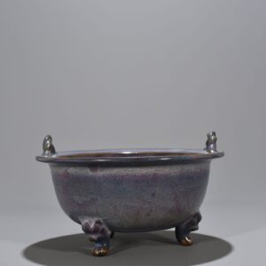 Song Dynasty Jun kiln rose purple glaze official three-legged and two-ear stove