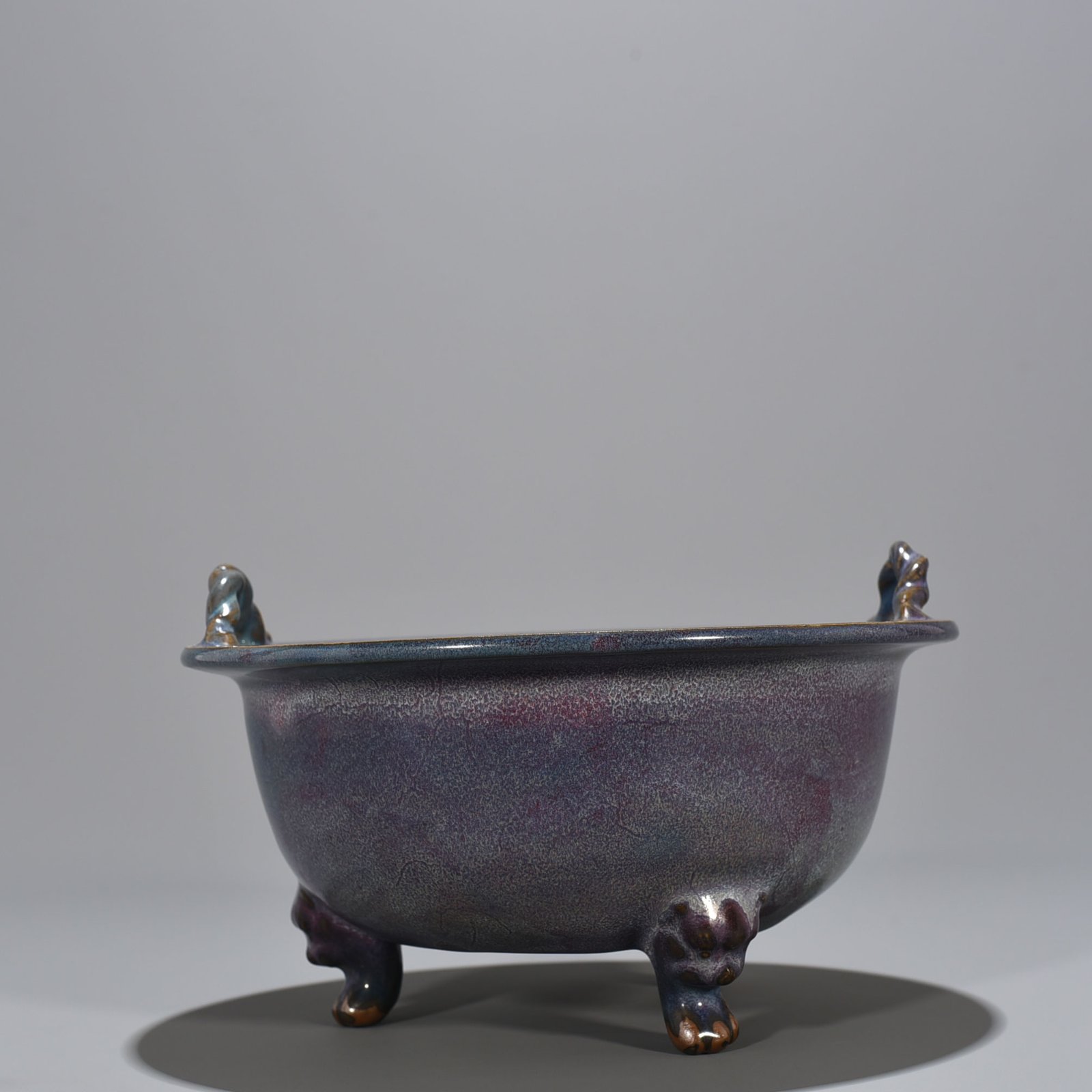 Song Dynasty Jun kiln rose purple glaze official three-legged and two-ear stove