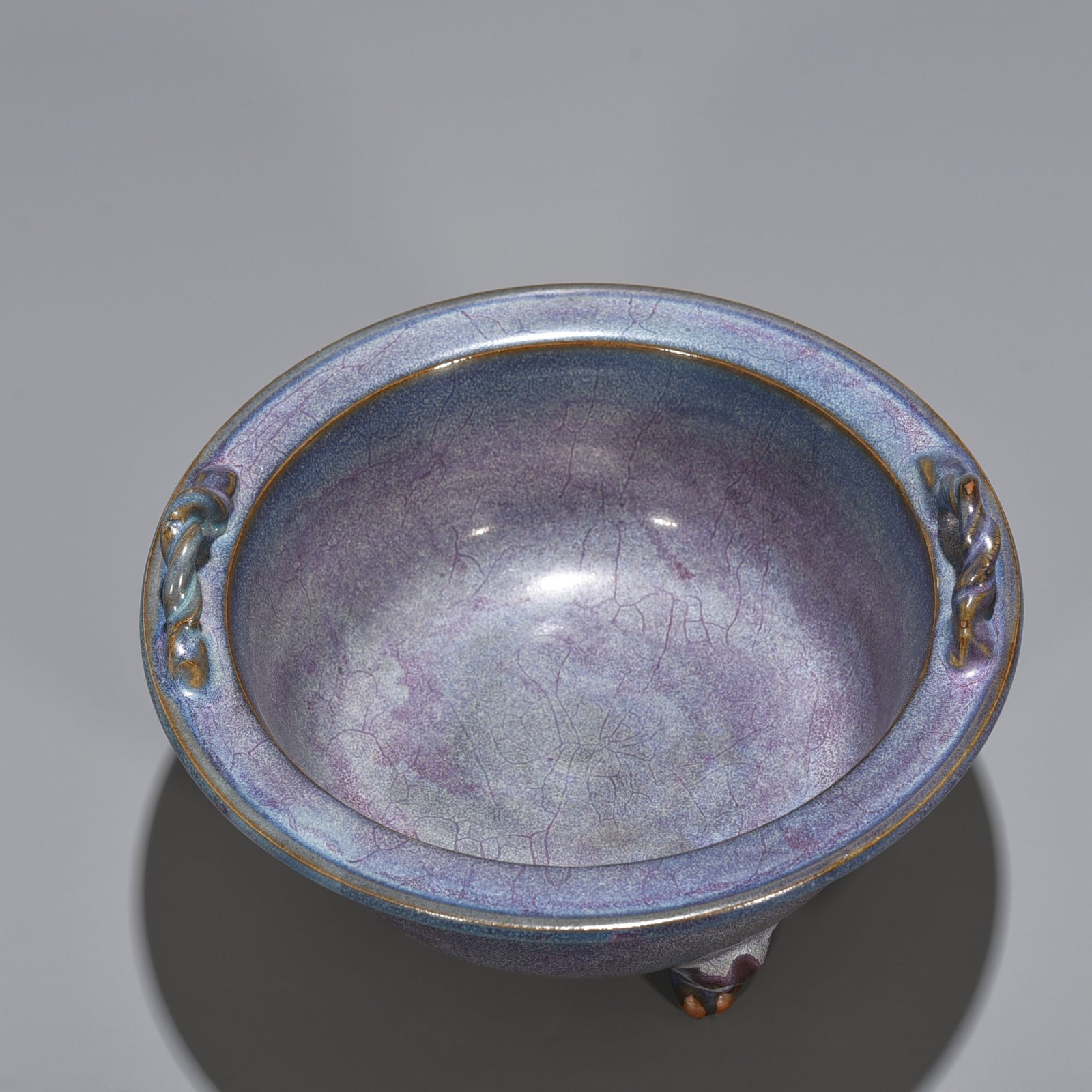 Song Dynasty Jun kiln rose purple glaze official three-legged and two-ear stove