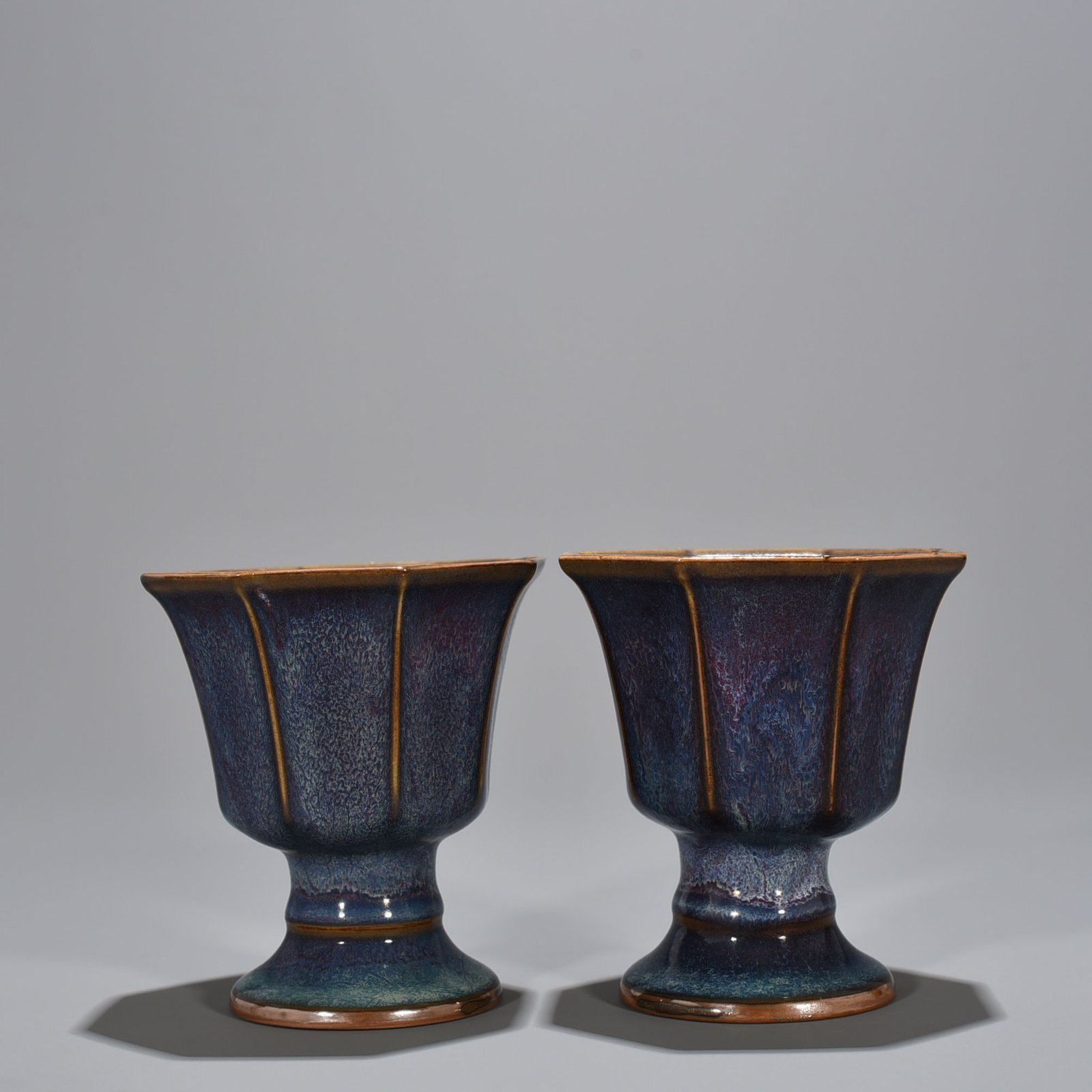 Song Dynasty Jun kiln rose purple glaze official eight-way stem cup