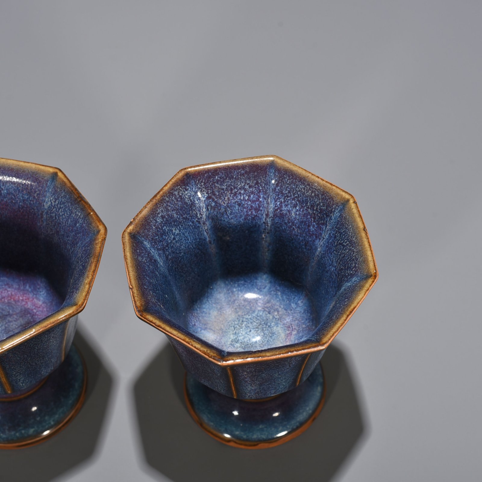 Song Dynasty Jun kiln rose purple glaze official eight-way stem cup