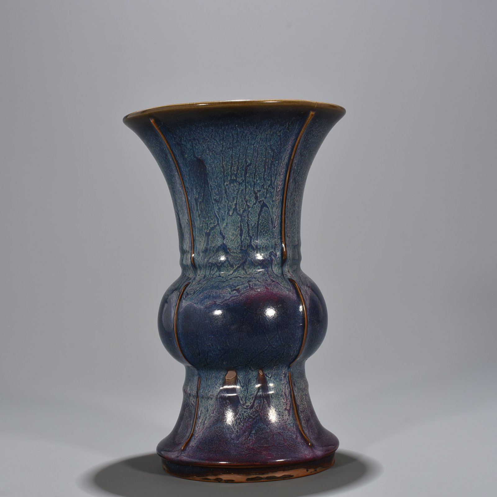 Song Dynasty Jun kiln rose purple glaze halberd vase