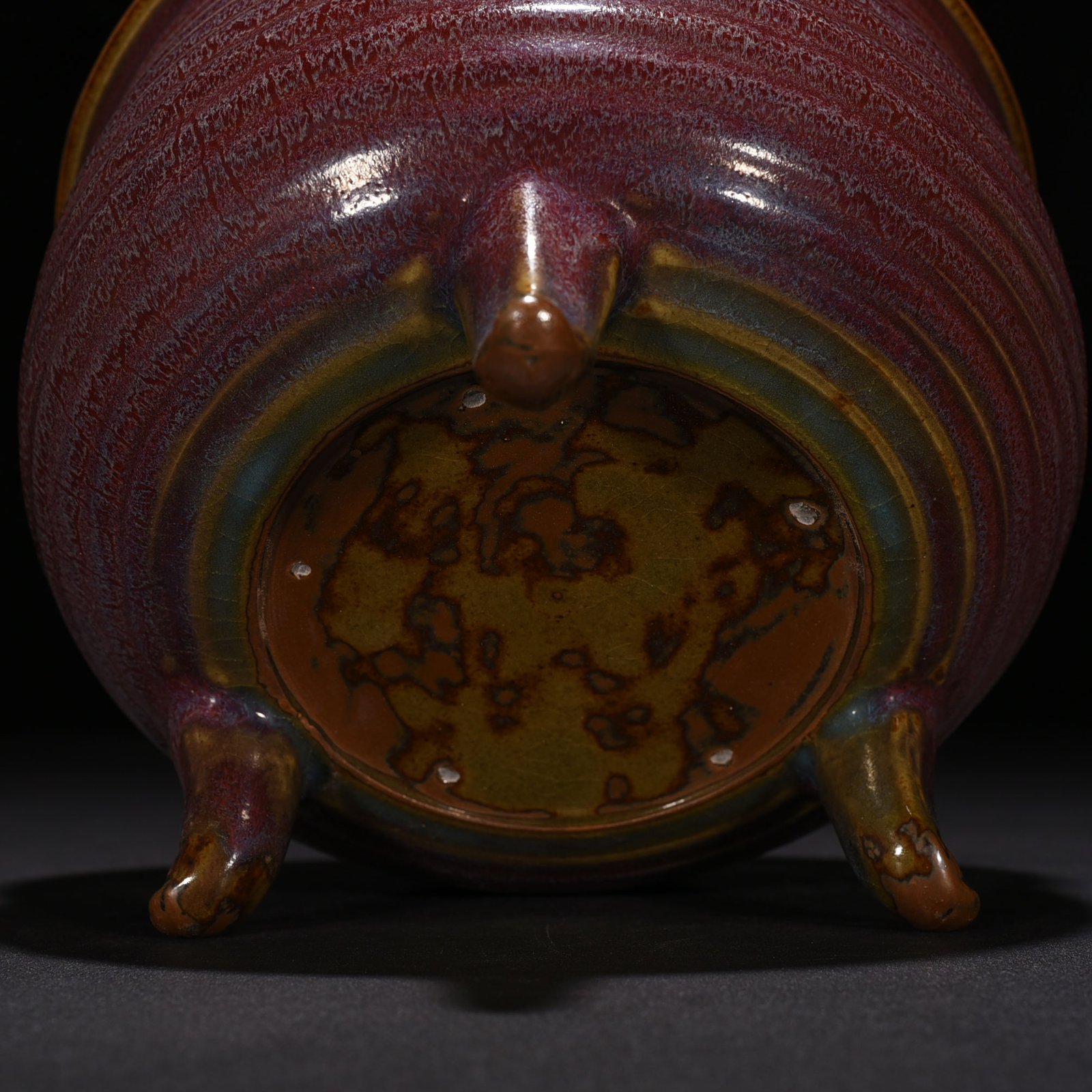 Song Dynasty Jun kiln rose purple glaze three-legged furnace