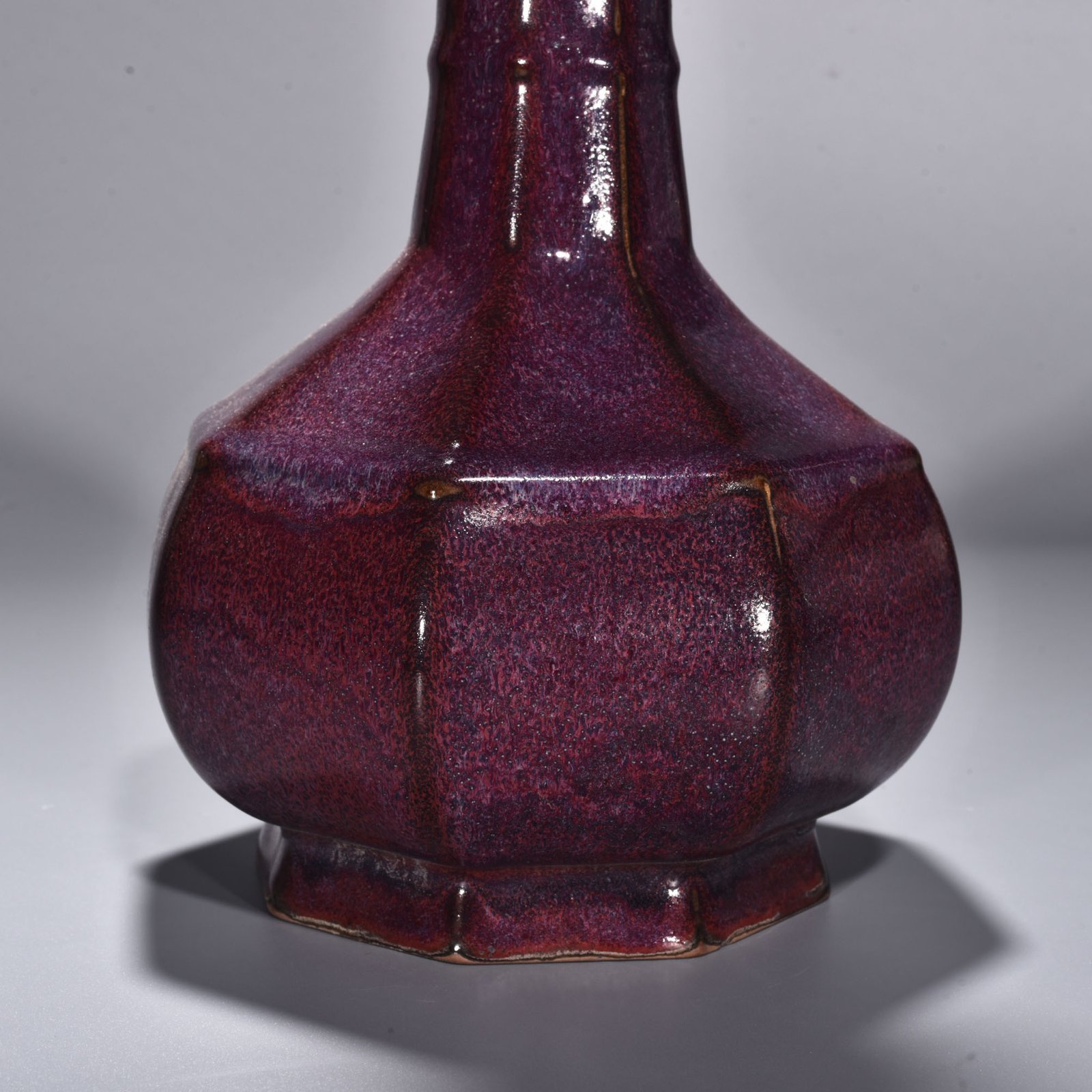 Song Dynasty Jun kiln rose purple glaze dazzling pattern octagonal mallet bottle