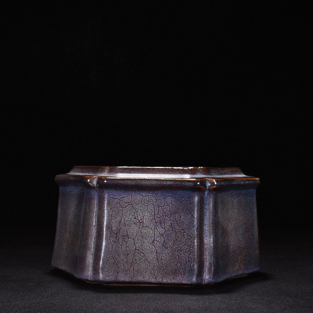 Song Dynasty Jun kiln rose purple glaze box