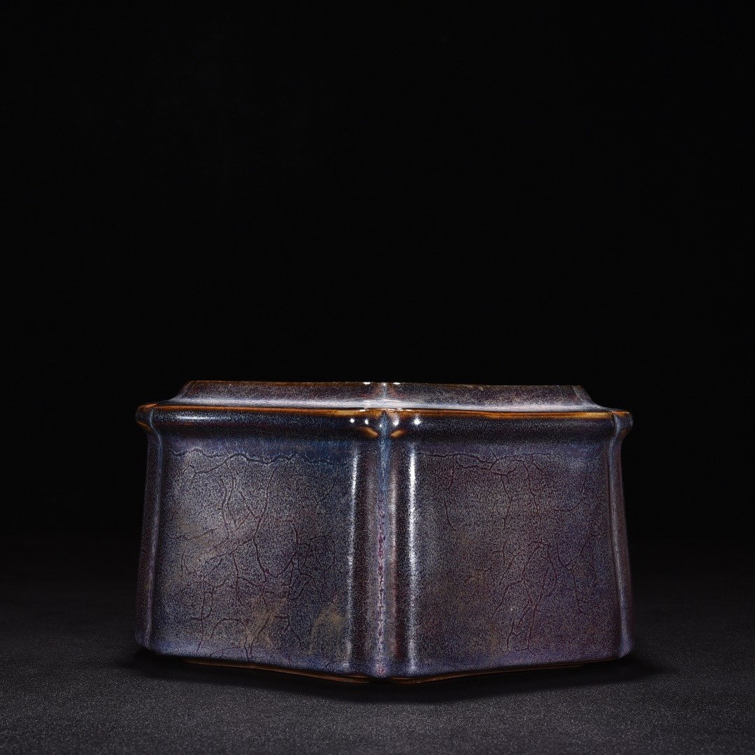Song Dynasty Jun kiln rose purple glaze box