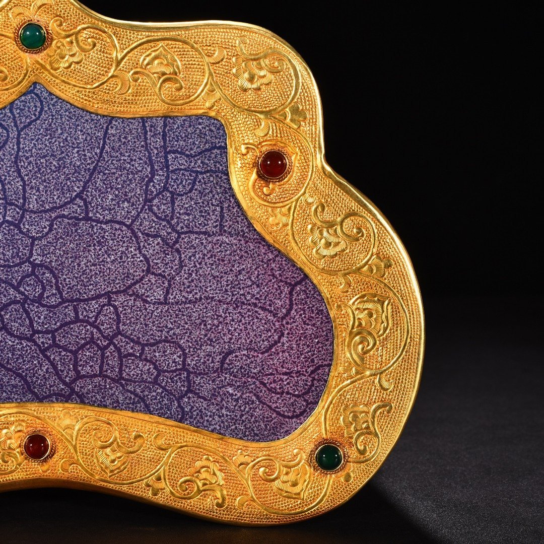 Song Dynasty Jun kiln rose purple glaze chicken heart pillow