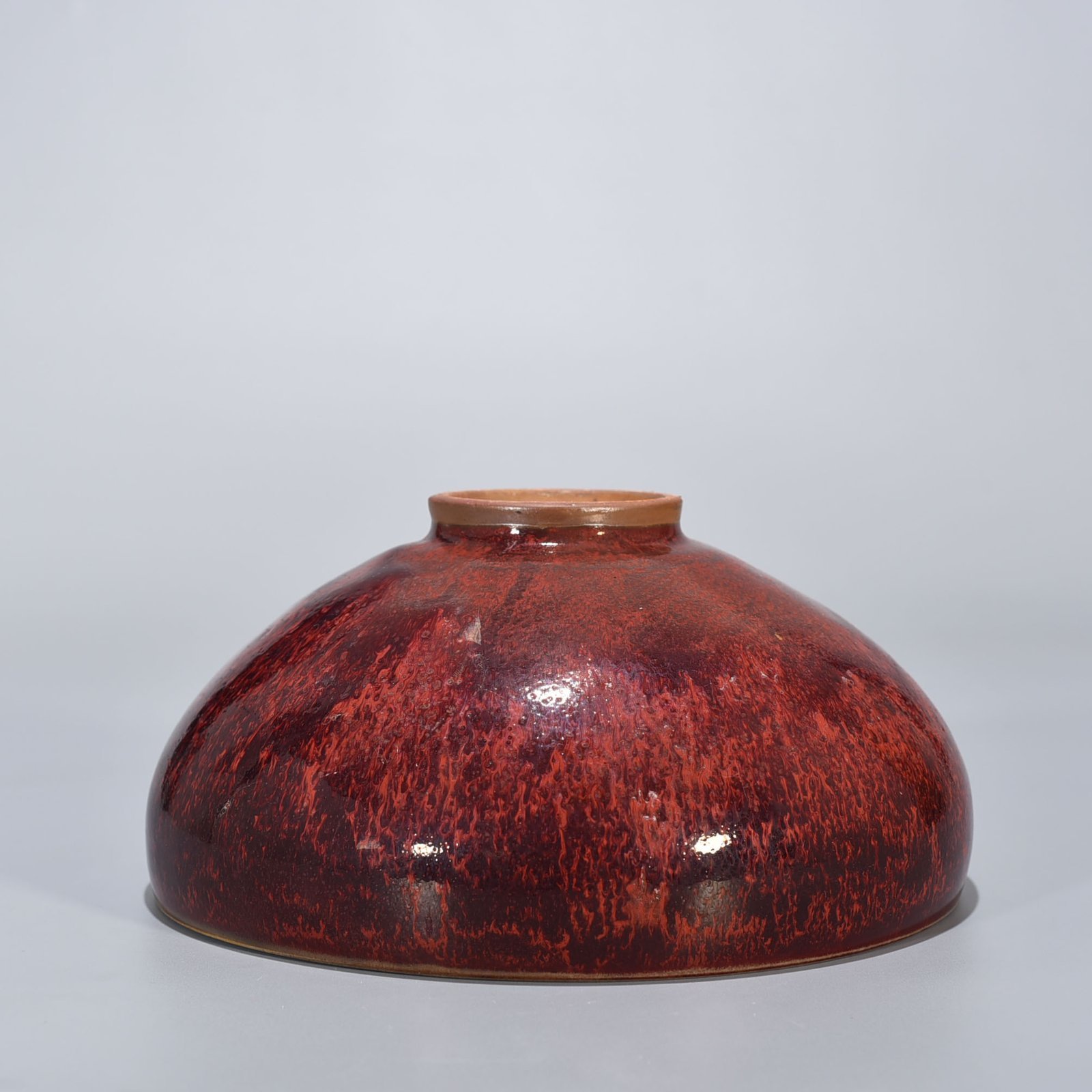 Song Dynasty Jun kiln inscribed chicken heart bowl