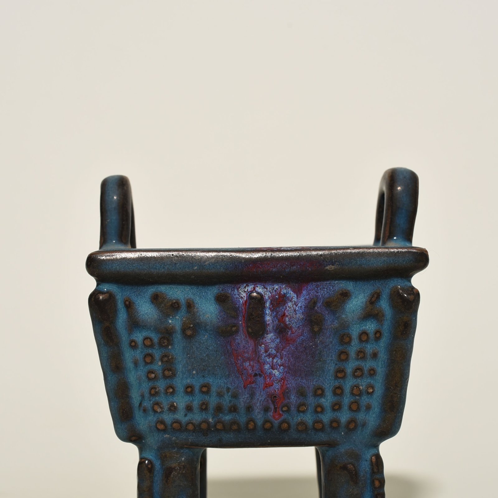Song Dynasty Jun kiln transformed into square tripod square furnace
