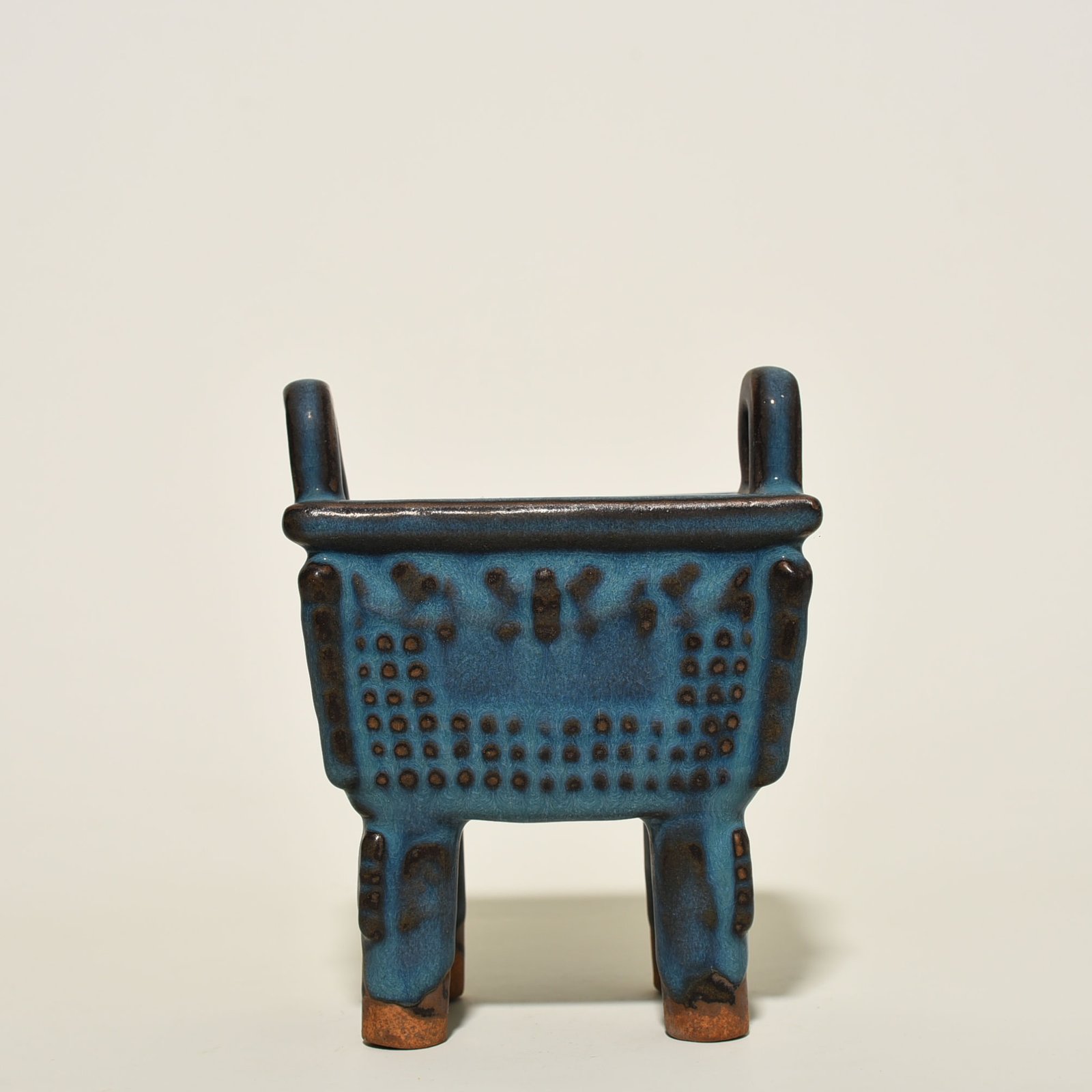 Song Dynasty Jun kiln transformed into square tripod square furnace