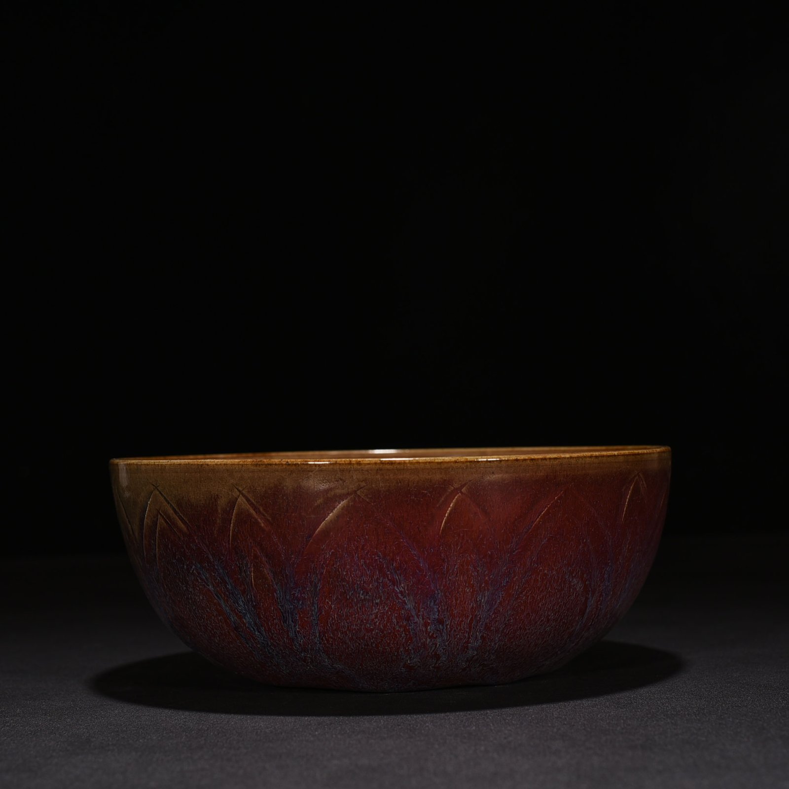 Song Dynasty Jun kiln red glaze engraved lotus petal bowl Arhat bowl