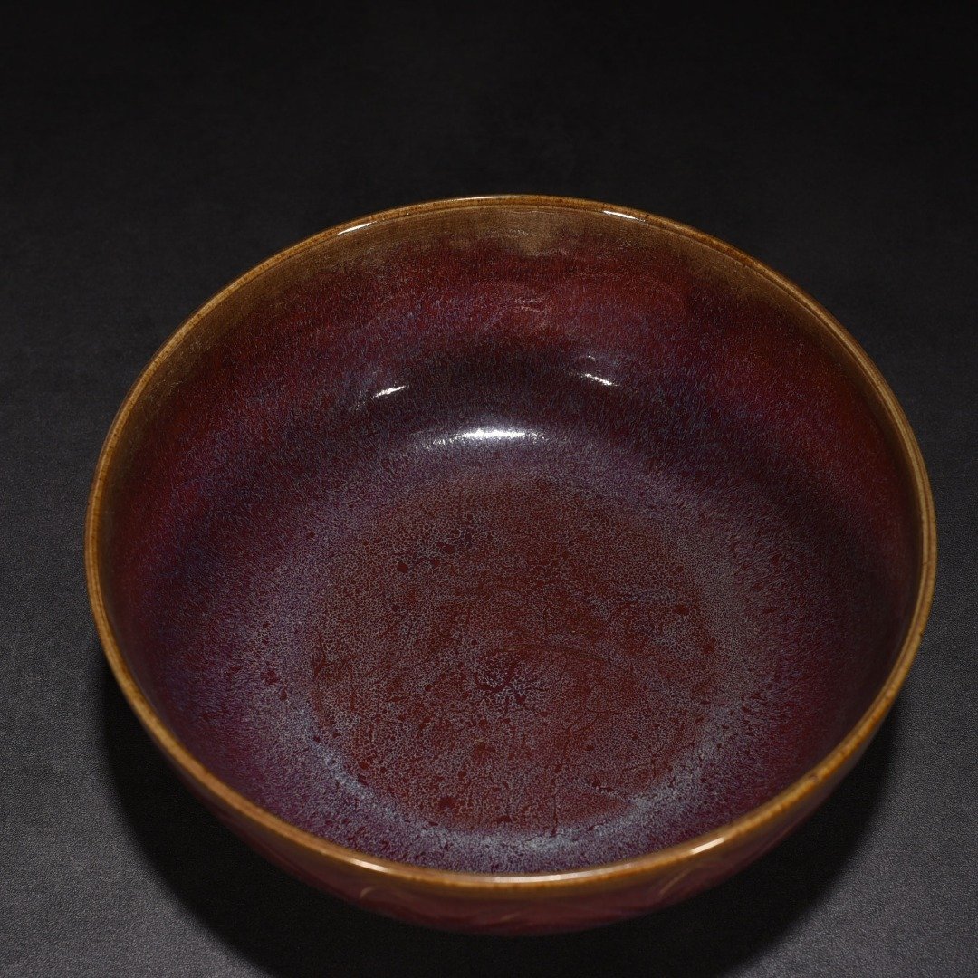 Song Dynasty Jun kiln red glaze engraved lotus petal bowl Arhat bowl