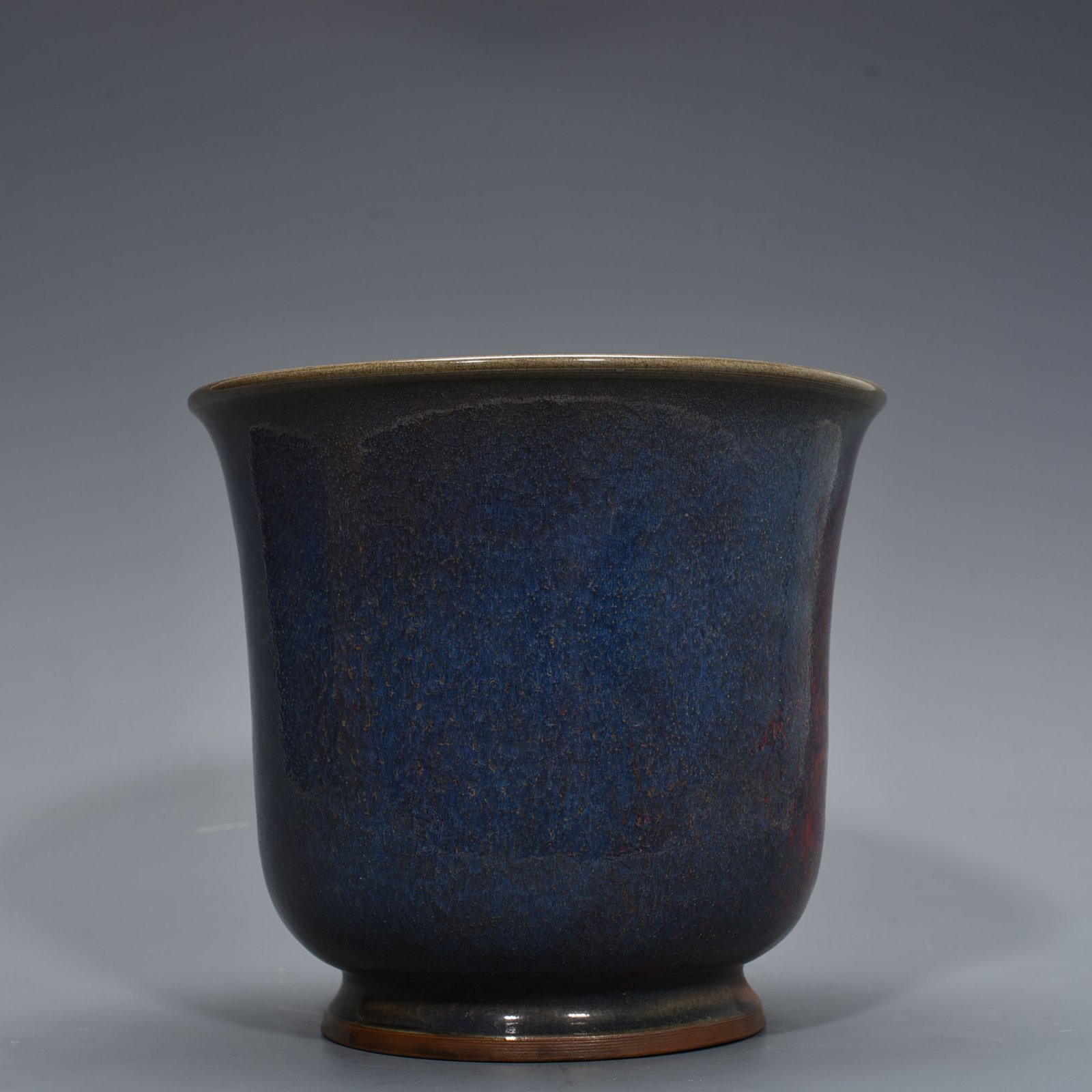 Song Dynasty Jun Kiln Variable Glaze Flower Pot