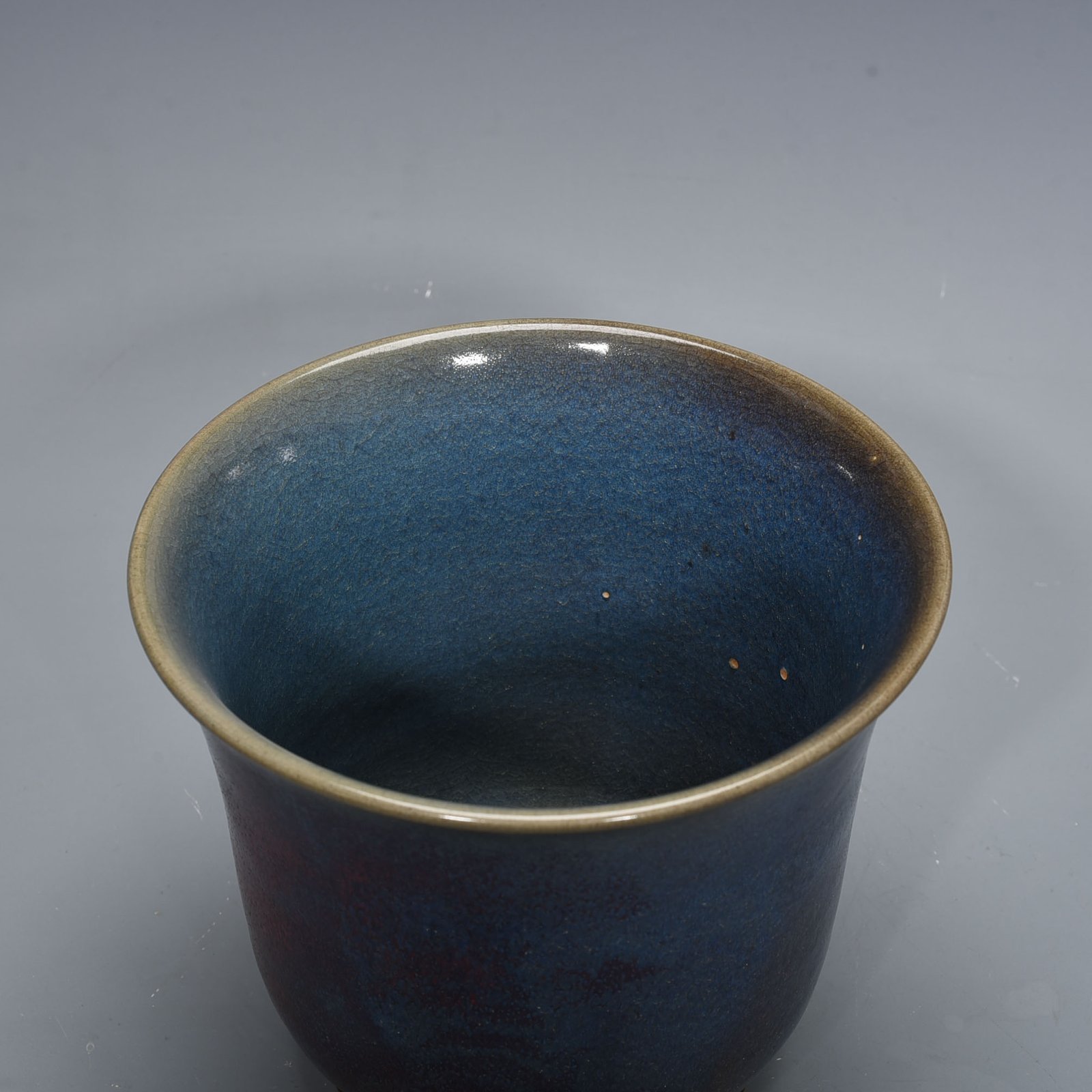 Song Dynasty Jun Kiln Variable Glaze Flower Pot