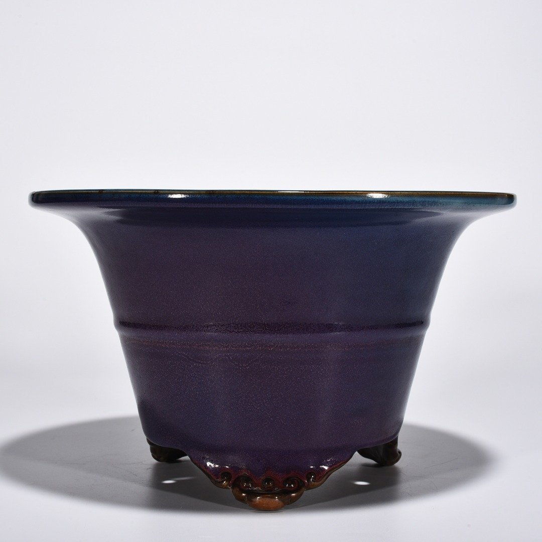 Song Dynasty Jun Kiln Grape Purple Glaze Flower Pot