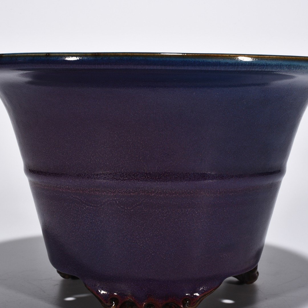 Song Dynasty Jun Kiln Grape Purple Glaze Flower Pot
