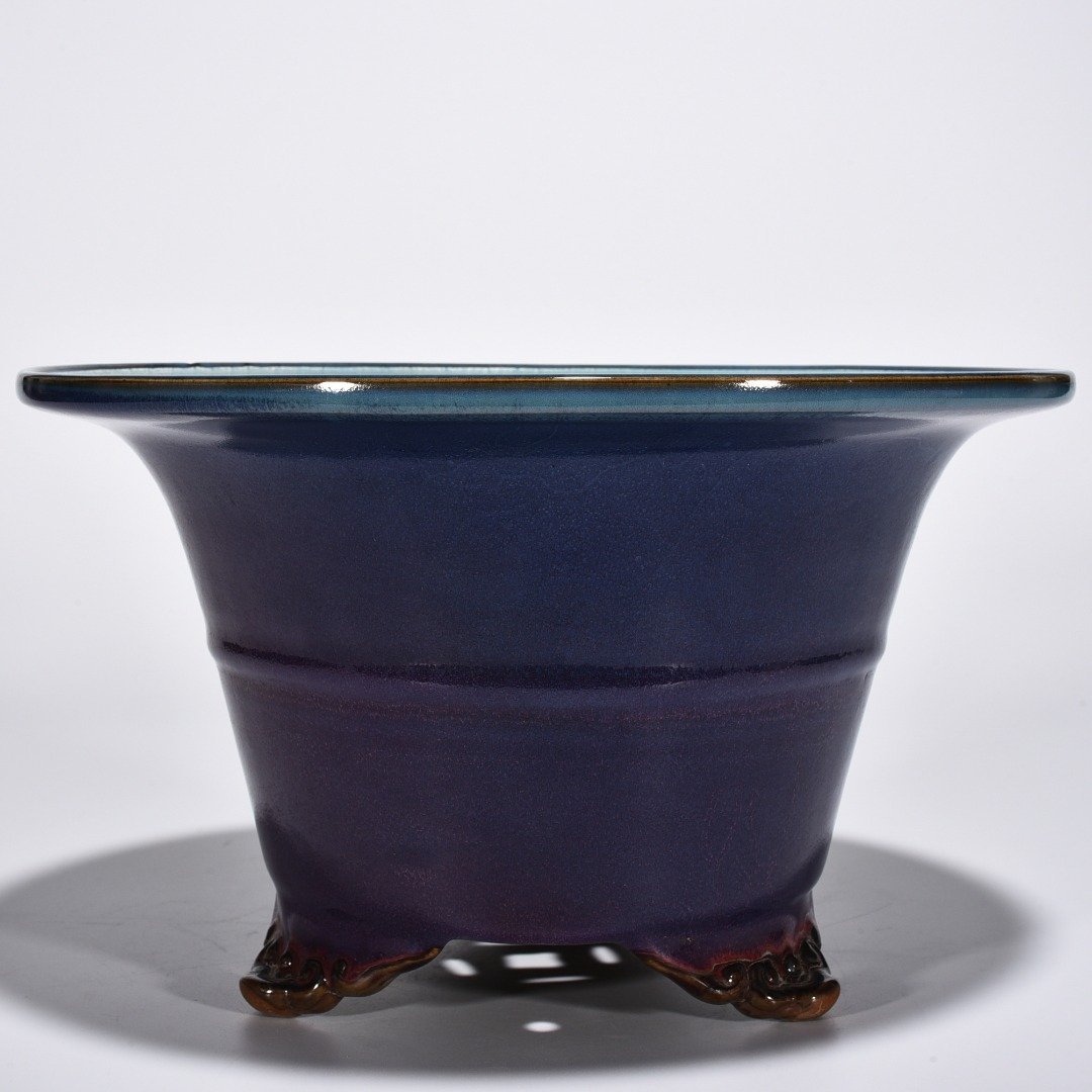 Song Dynasty Jun Kiln Grape Purple Glaze Flower Pot