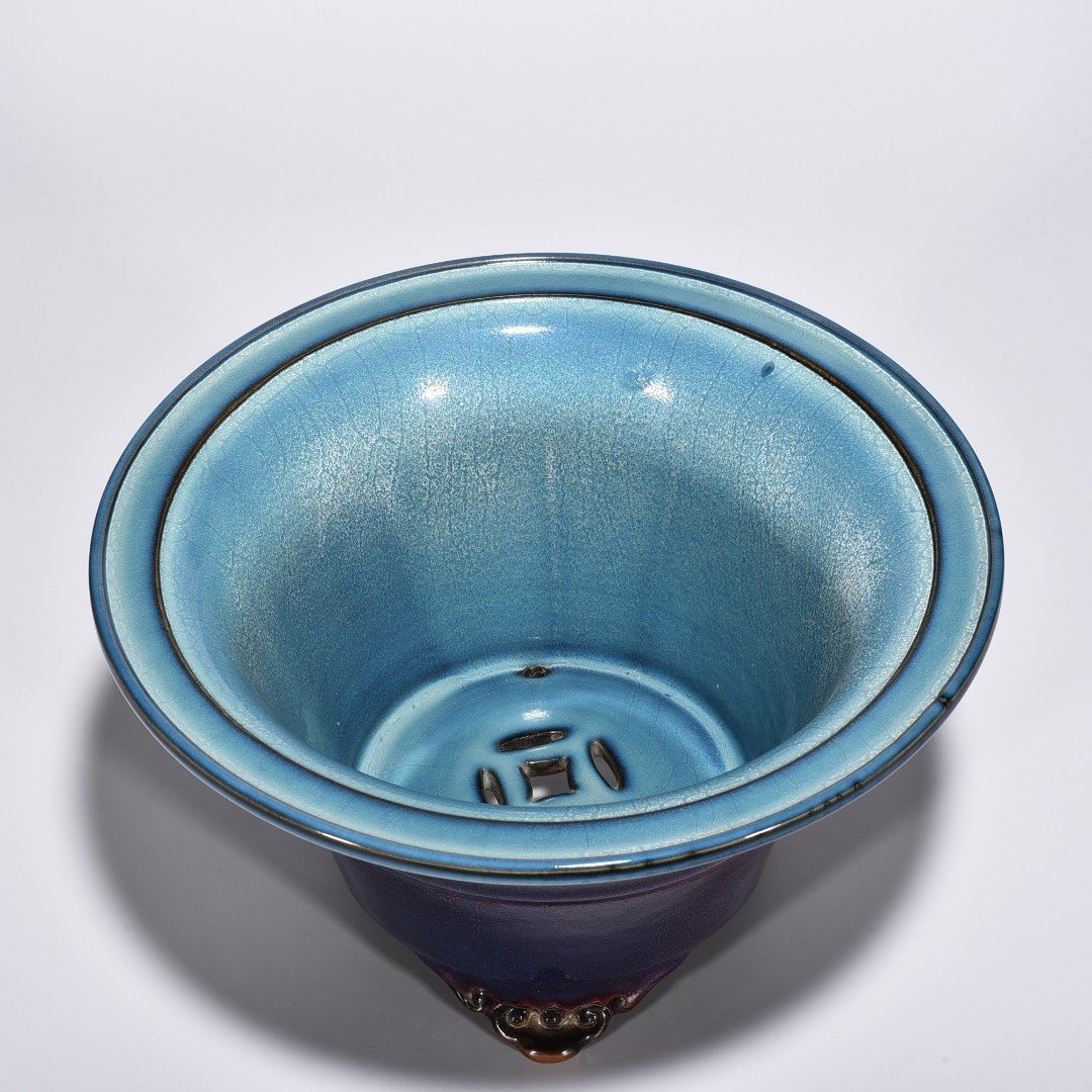 Song Dynasty Jun Kiln Grape Purple Glaze Flower Pot
