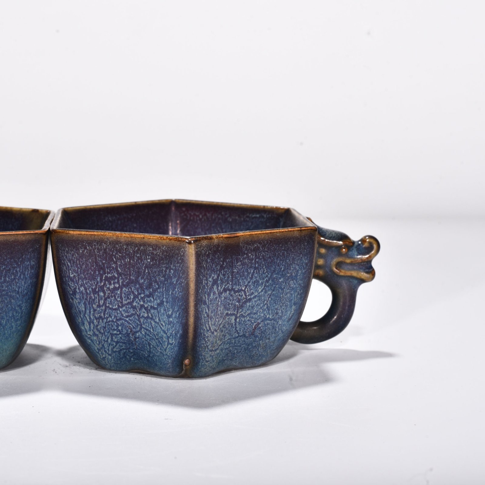 Song Dynasty Jun Kiln Blue Glaze Octagonal Dragon Cup