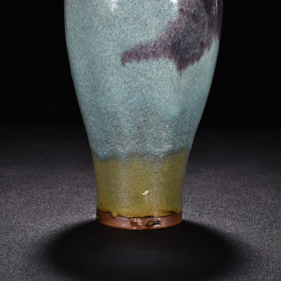 Song Dynasty Jun kiln blue glaze obsidian rose purple plum vase
