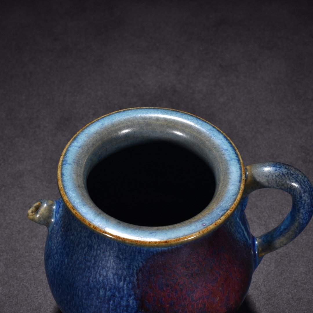 Song Dynasty Jun kiln blue glaze obsidian turned into rose red flowers