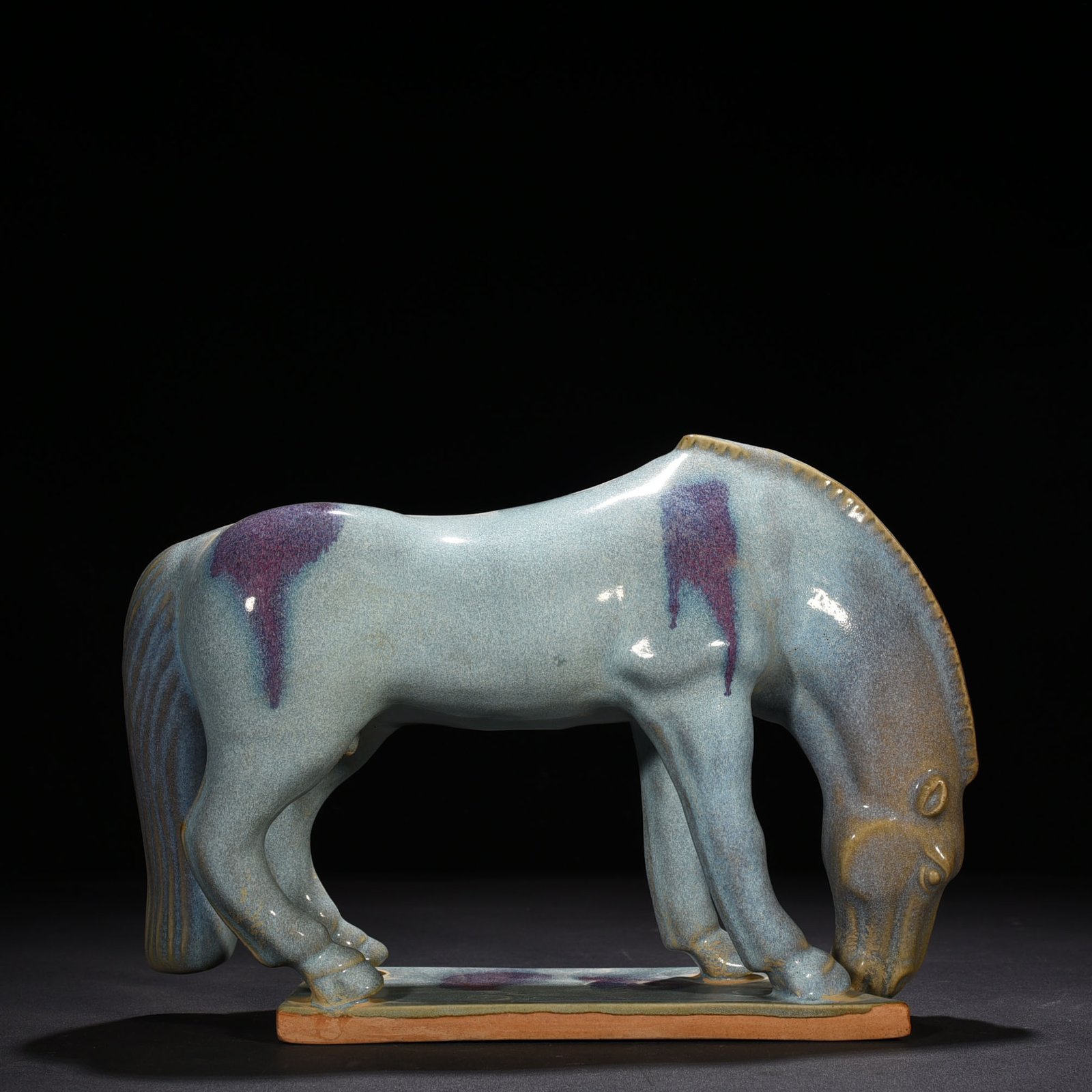 Song Dynasty Jun kiln blue glaze rose purple spotted drinking horse