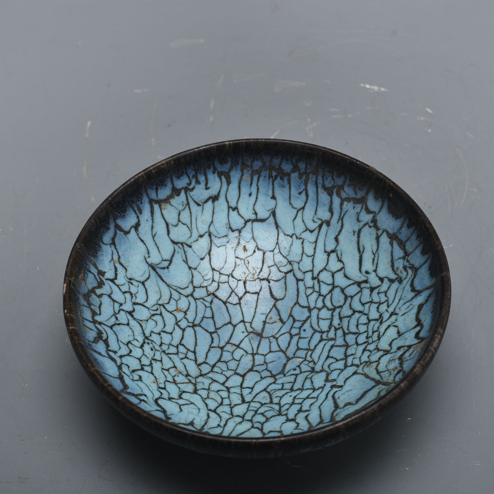 Song Dynasty Jun kiln iron line bowl
