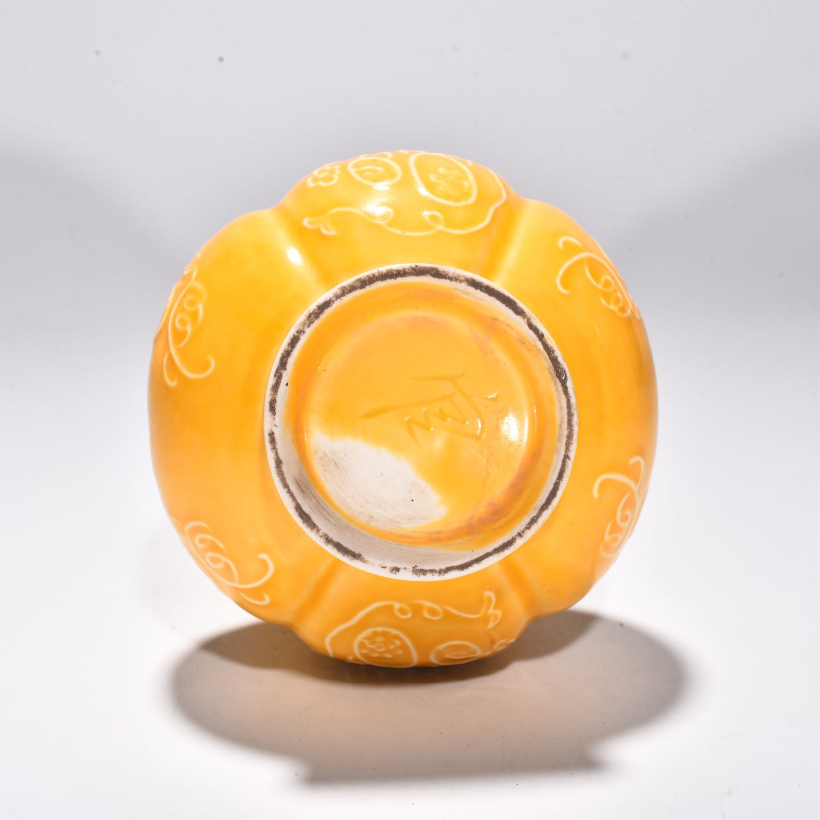 Song Dynasty Gourd vase and Huang