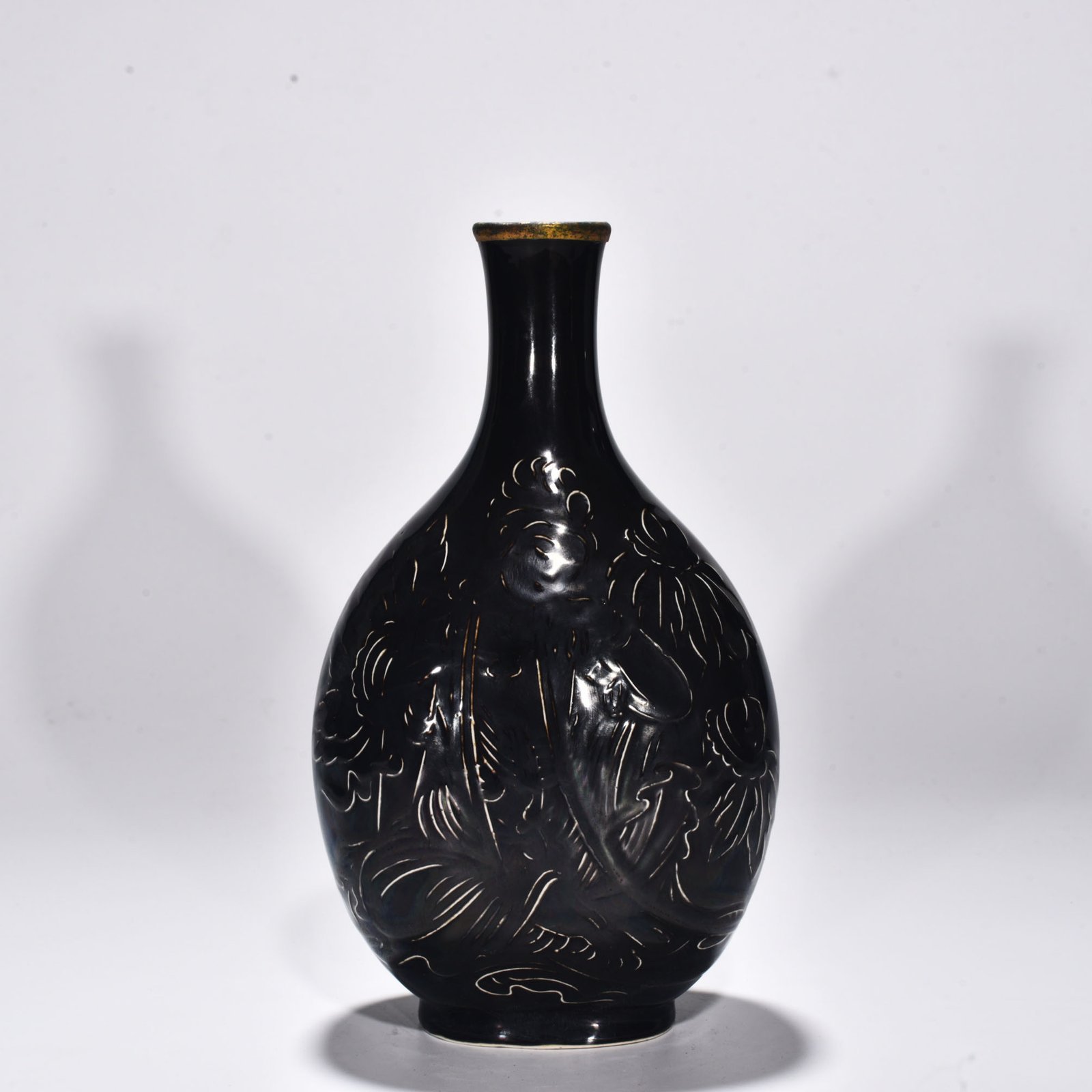 Song Dynasty Heiding character pattern vase