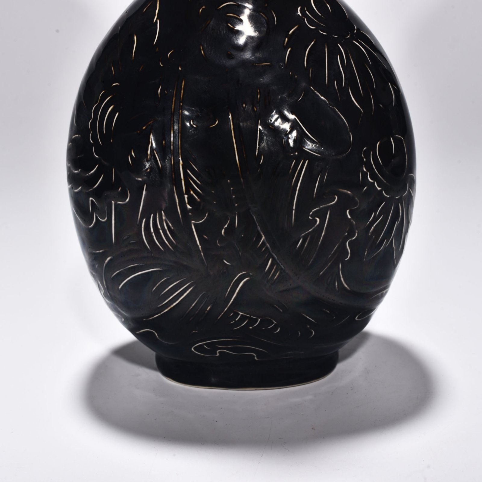 Song Dynasty Heiding character pattern vase