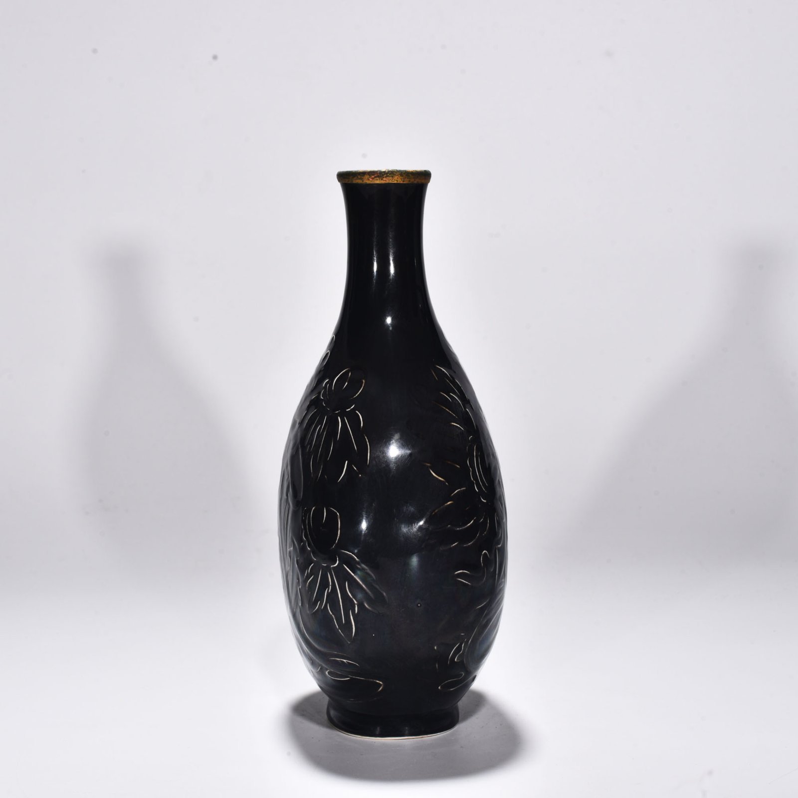 Song Dynasty Heiding character pattern vase